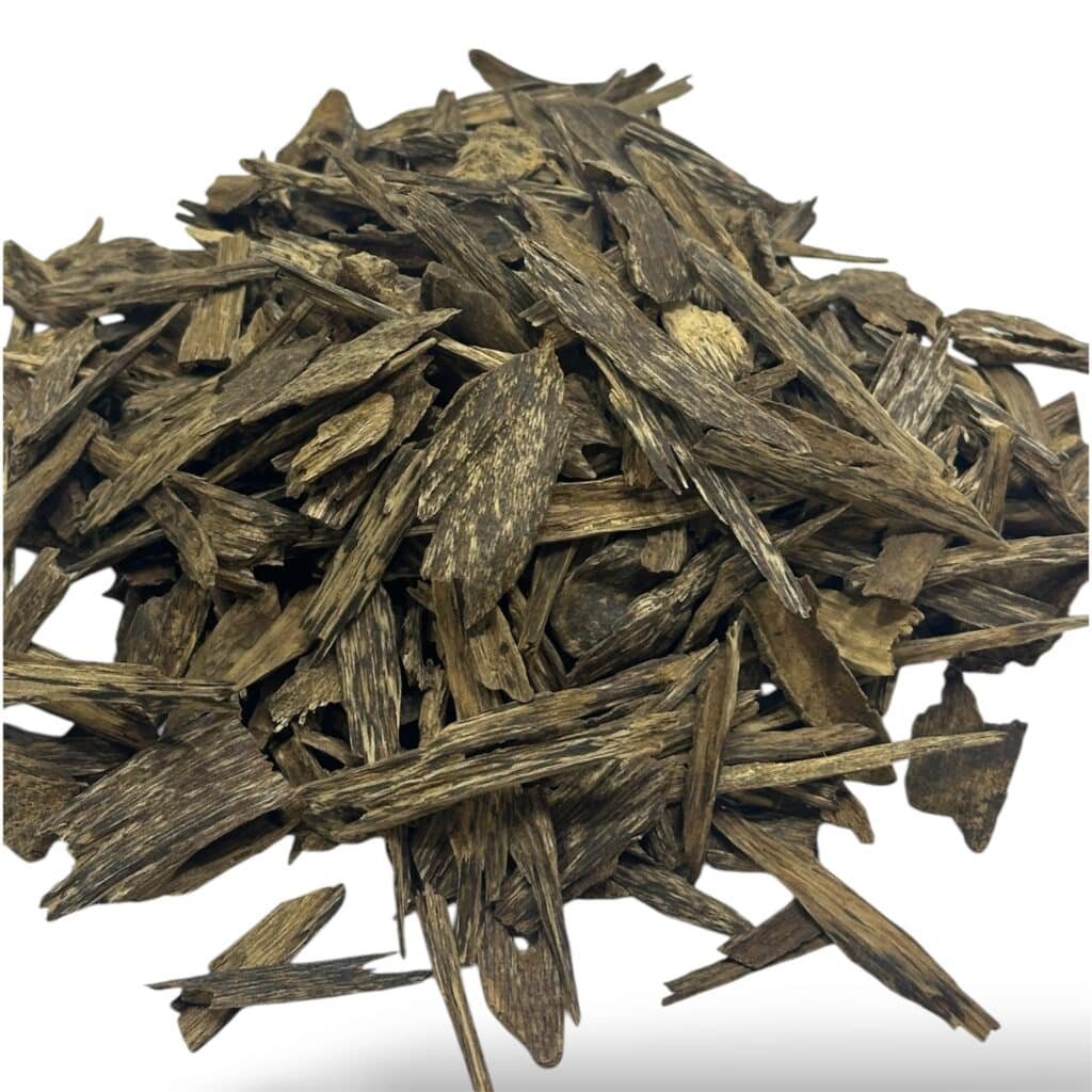 كاليمانتان موري العود